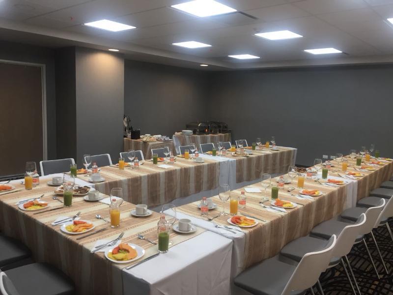 Hilton Garden Poliforum Hotel
