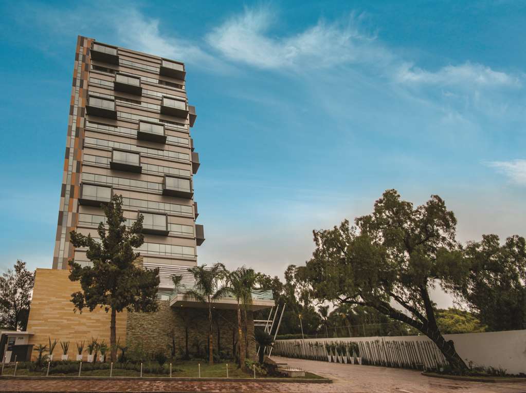 Hilton Garden Poliforum Hotel 3*